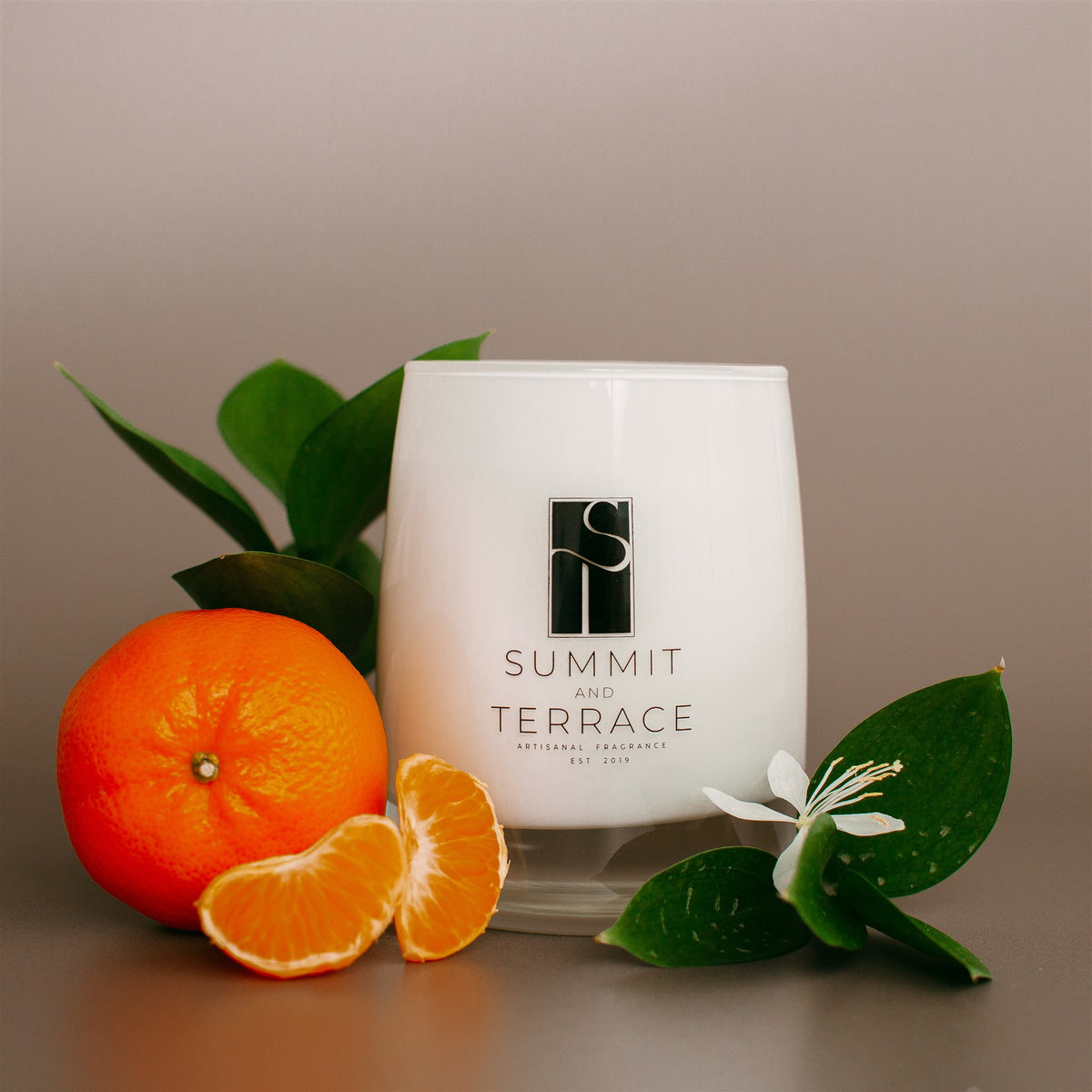 →→→⭐️土日SALE⭐️ セメンザルライト & VIBANQ MLotion Pomona Marie Classic Candle | Mandarin, Neroli & Vanilla Fragrance
